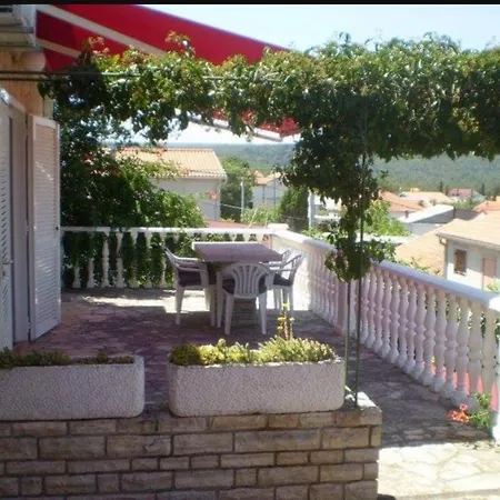 Happy 2bedroom Gornji Karin