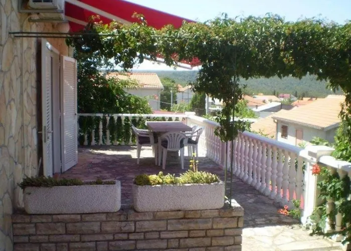 Happy 2bedroom Gornji Karin